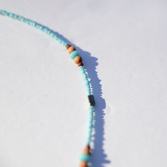 Vintage 70's Navajo Beaded Feather Necklace - Picture 8 of 8